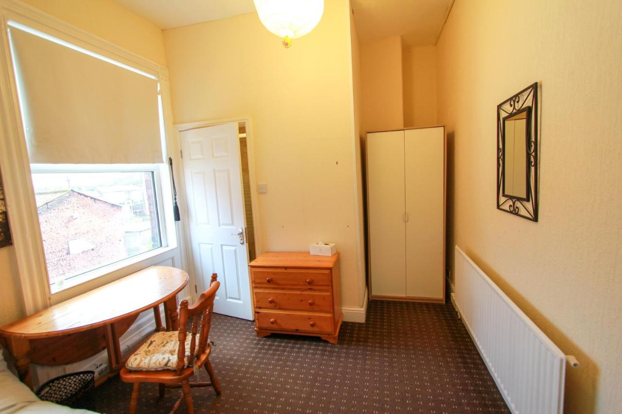 Central Bolton Accommodation المظهر الخارجي الصورة
