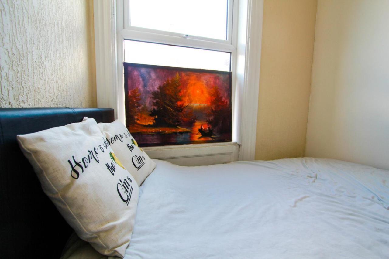 Central Bolton Accommodation المظهر الخارجي الصورة