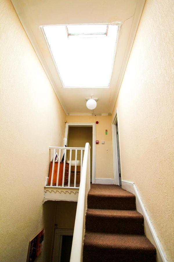 Central Bolton Accommodation المظهر الخارجي الصورة