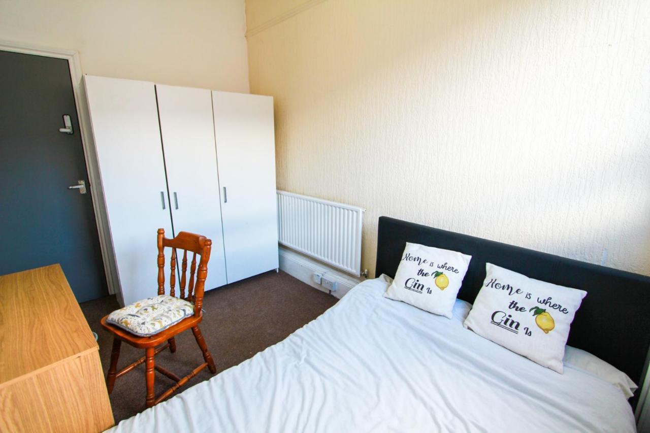 Central Bolton Accommodation المظهر الخارجي الصورة