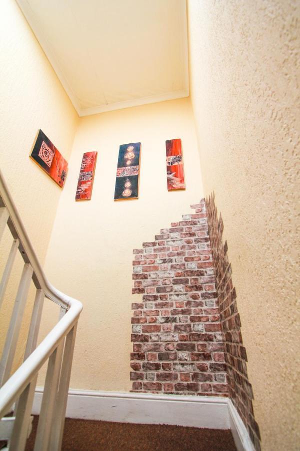 Central Bolton Accommodation المظهر الخارجي الصورة