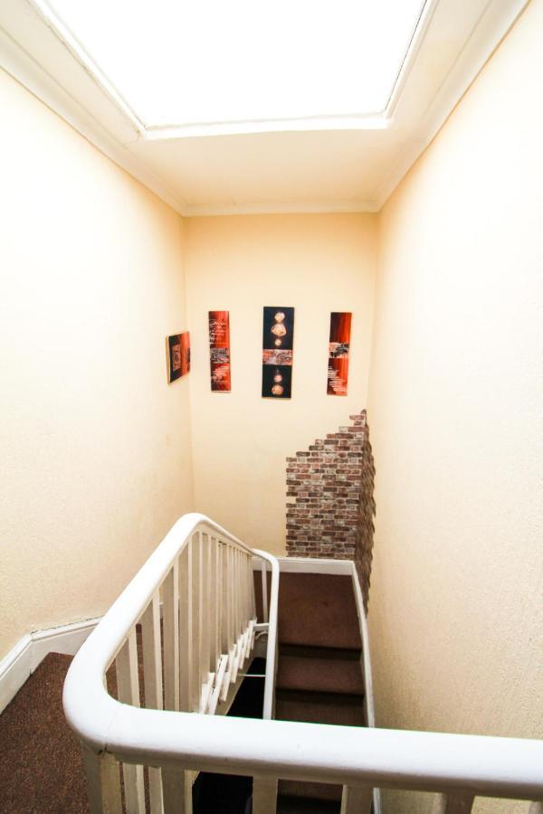 Central Bolton Accommodation المظهر الخارجي الصورة