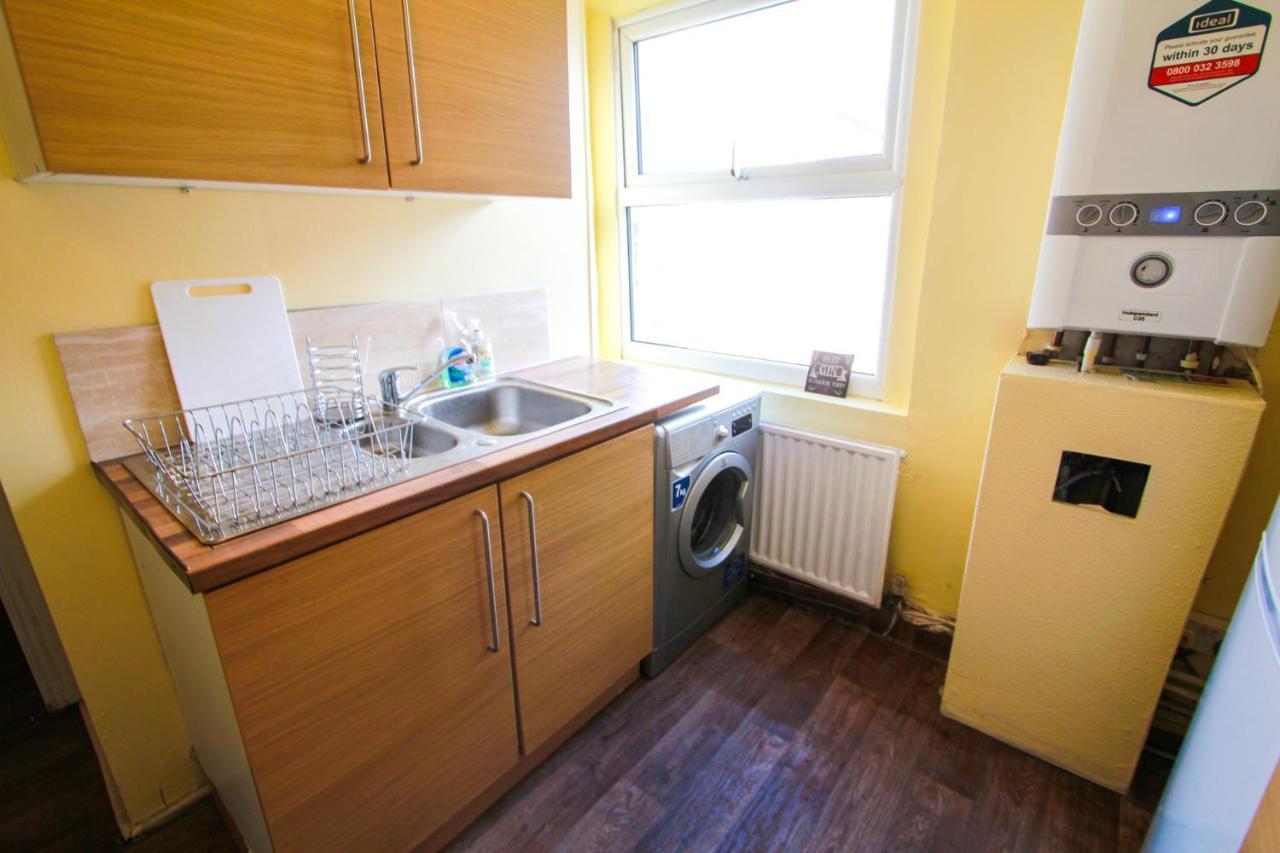 Central Bolton Accommodation المظهر الخارجي الصورة